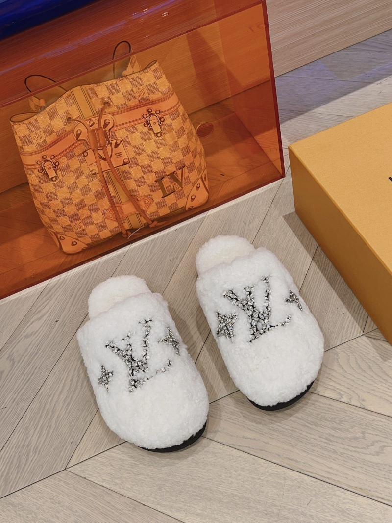 Louis Vuitton Slippers